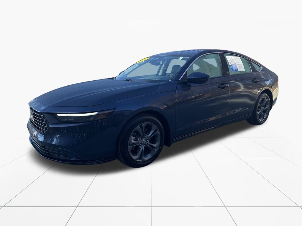 2023 Honda Accord Hybrid EX-L photo 3
