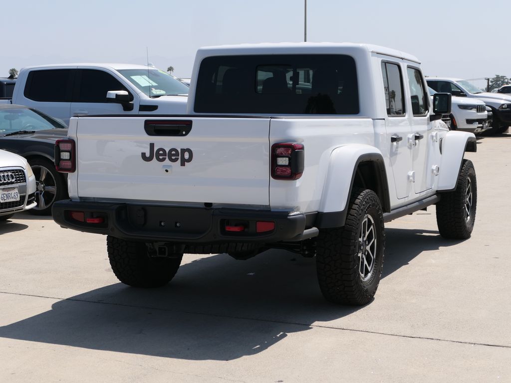 2025 Jeep Gladiator Rubicon photo 3
