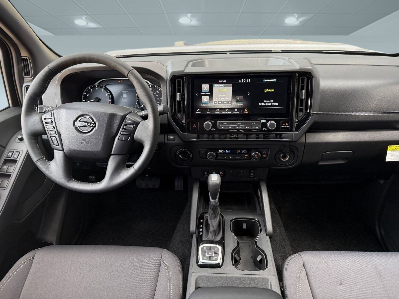 2026 Nissan Frontier Crew Cab SV photo 4