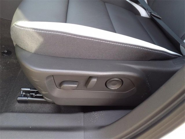 2025 Buick Envision Sport Touring photo 12