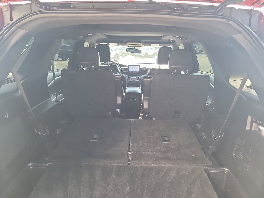 2020 Ford Explorer ST photo 25