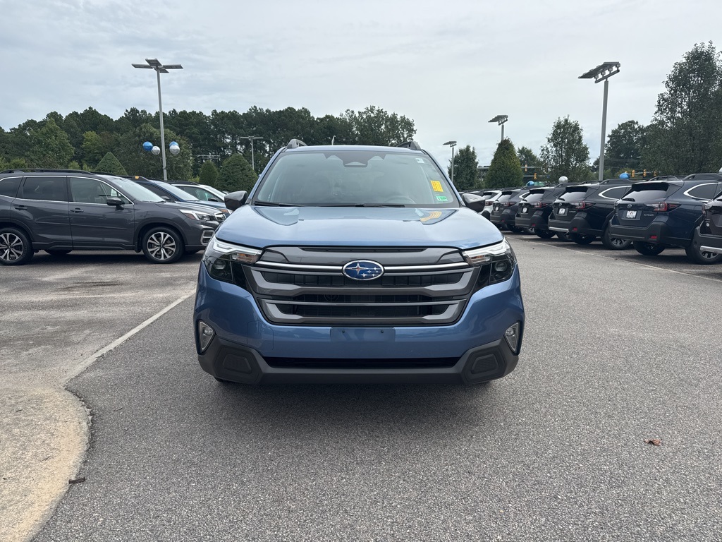 2025 Subaru Forester Premium Base photo 6