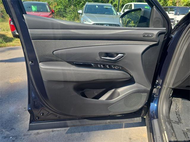 2025 Hyundai Tucson Hybrid Limited photo 12