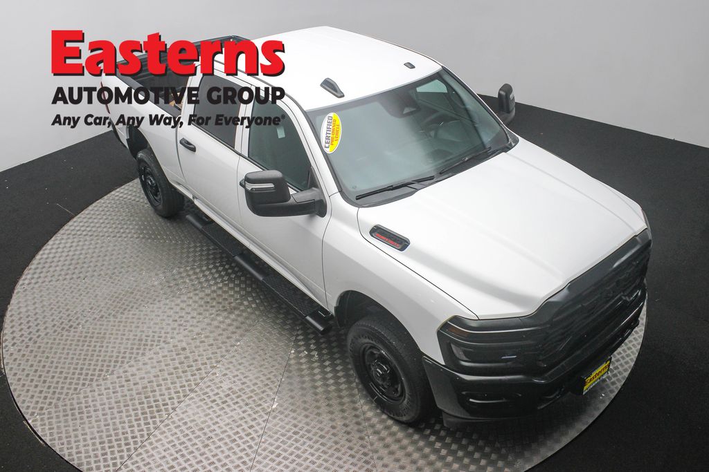 2025 Ram 2500 Tradesman photo 3