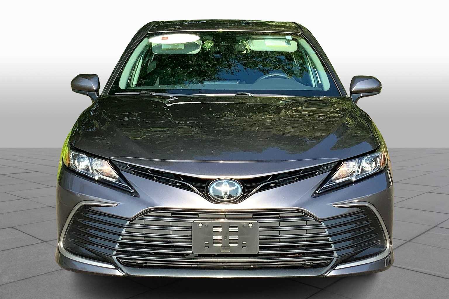 2024 Toyota Camry LE photo 3