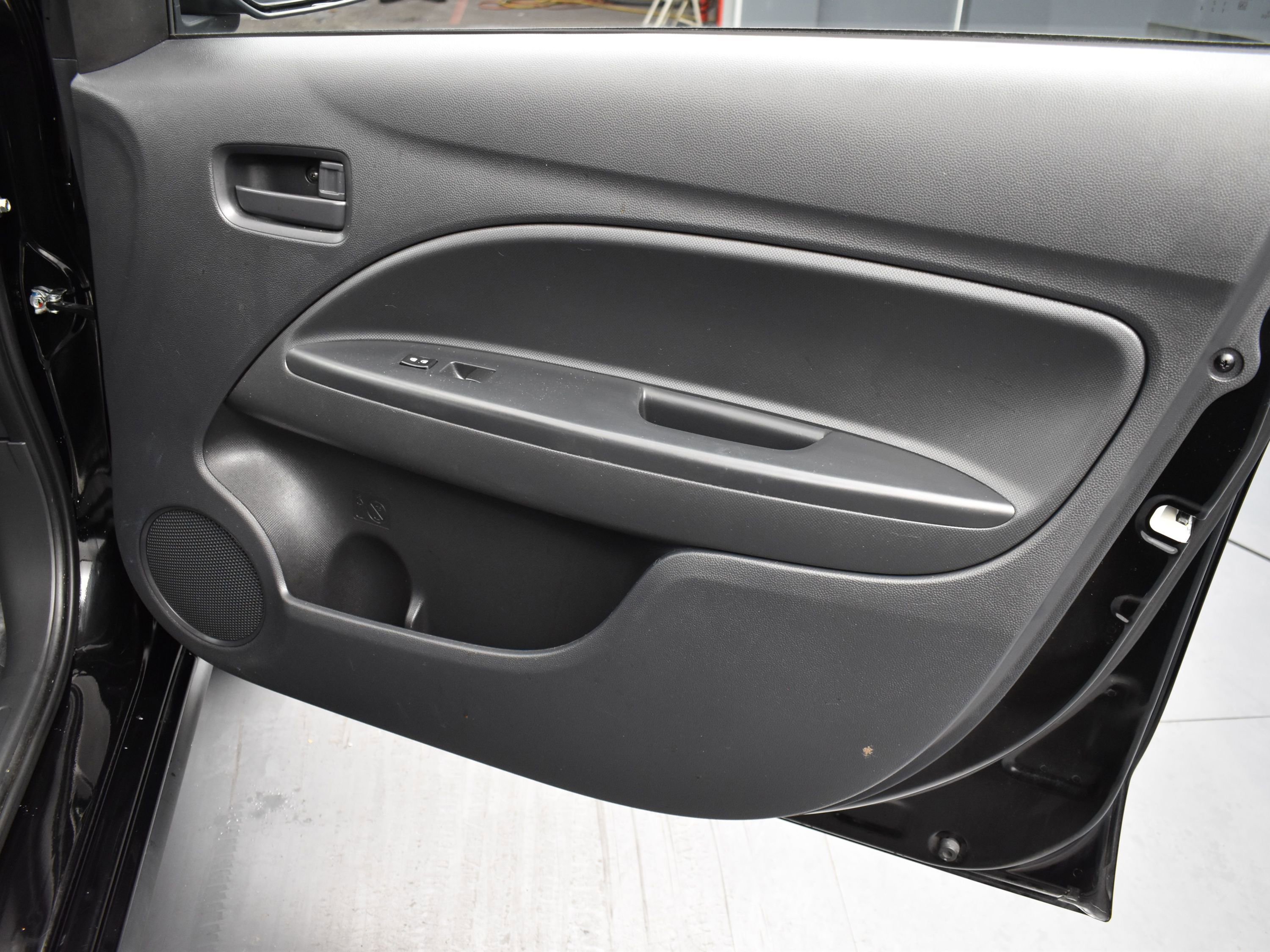 2024 Mitsubishi Mirage G4 LE photo 15