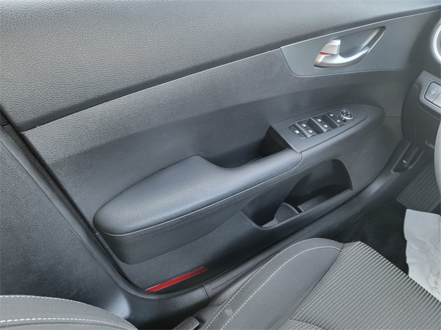 2021 Kia Forte FE LXS photo 28