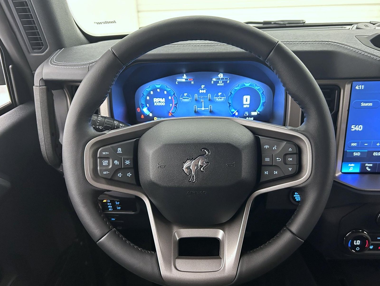 2025 Ford Bronco Outer Banks photo 11