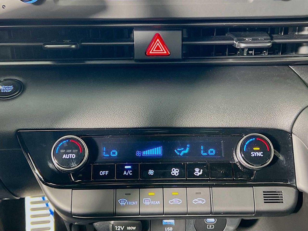 2025 Hyundai Elantra SEL Sport photo 9