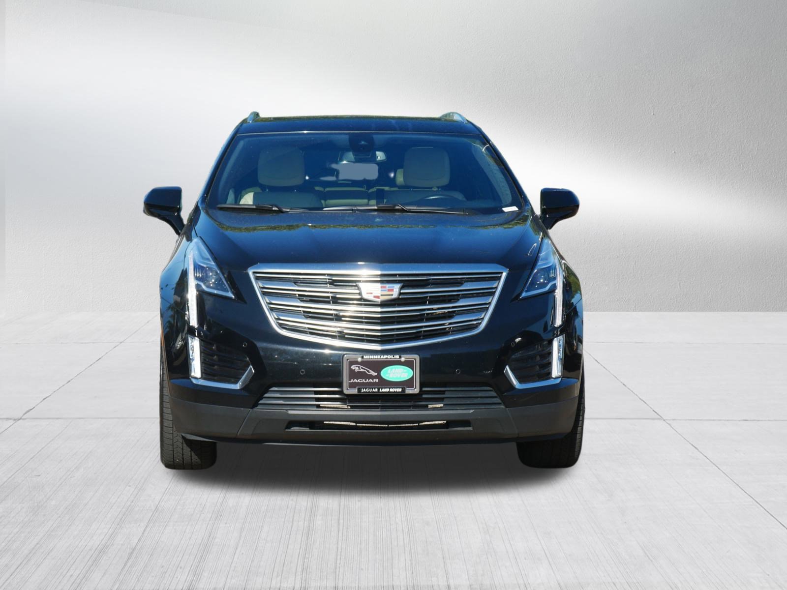 Used 2019 Cadillac XT5 Premium Luxury with VIN 1GYKNFRS9KZ243932 for sale in Minneapolis, Minnesota