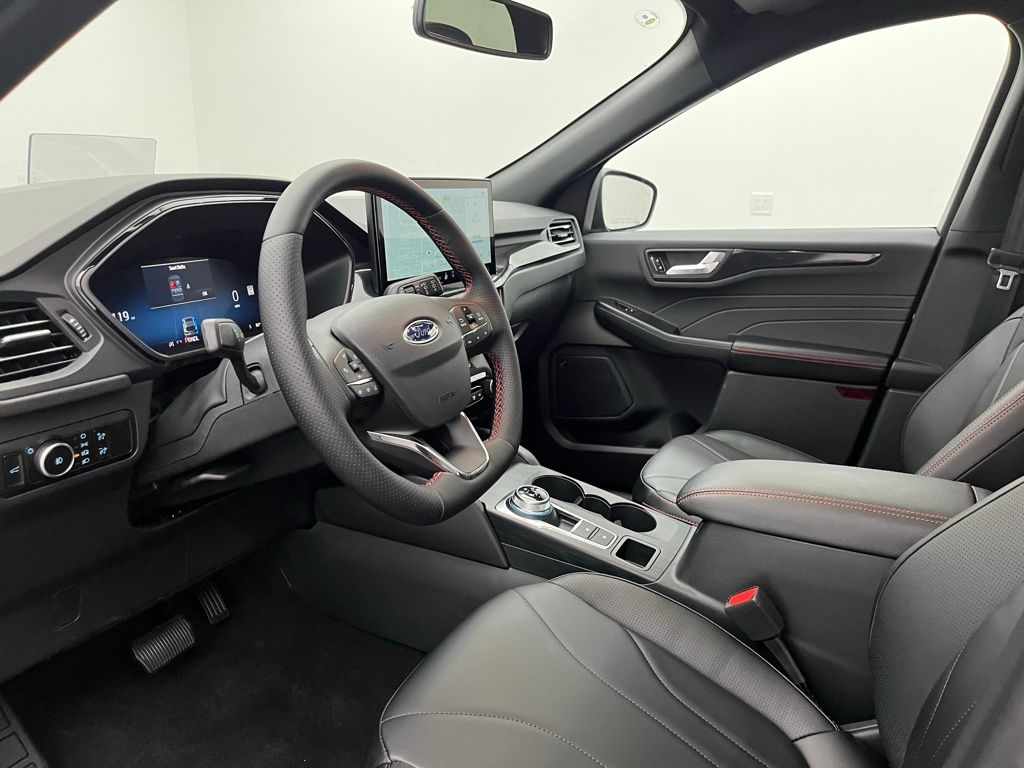 2025 Ford Escape Hybrid ST-Line Elite photo 4