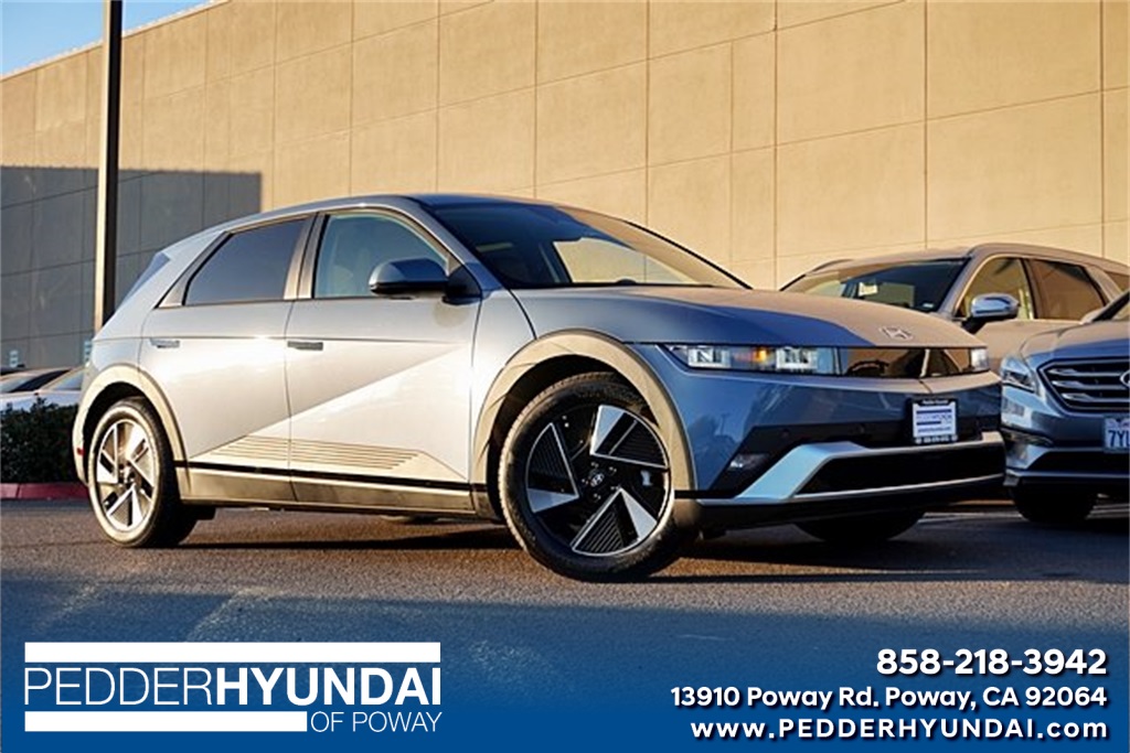 2026 Hyundai IONIQ 5 SEL's photo