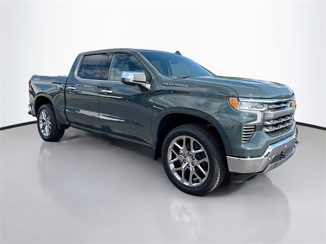 2025 Chevrolet Silverado 1500 LTZ photo 3