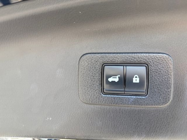 2023 Nissan Armada SL photo 49