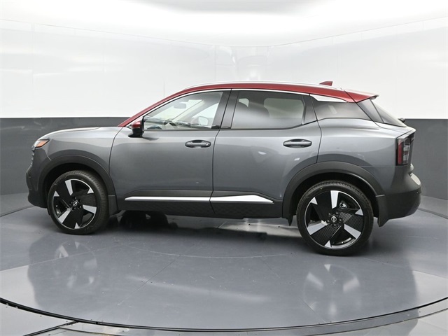 2025 Nissan Kicks SR photo 3