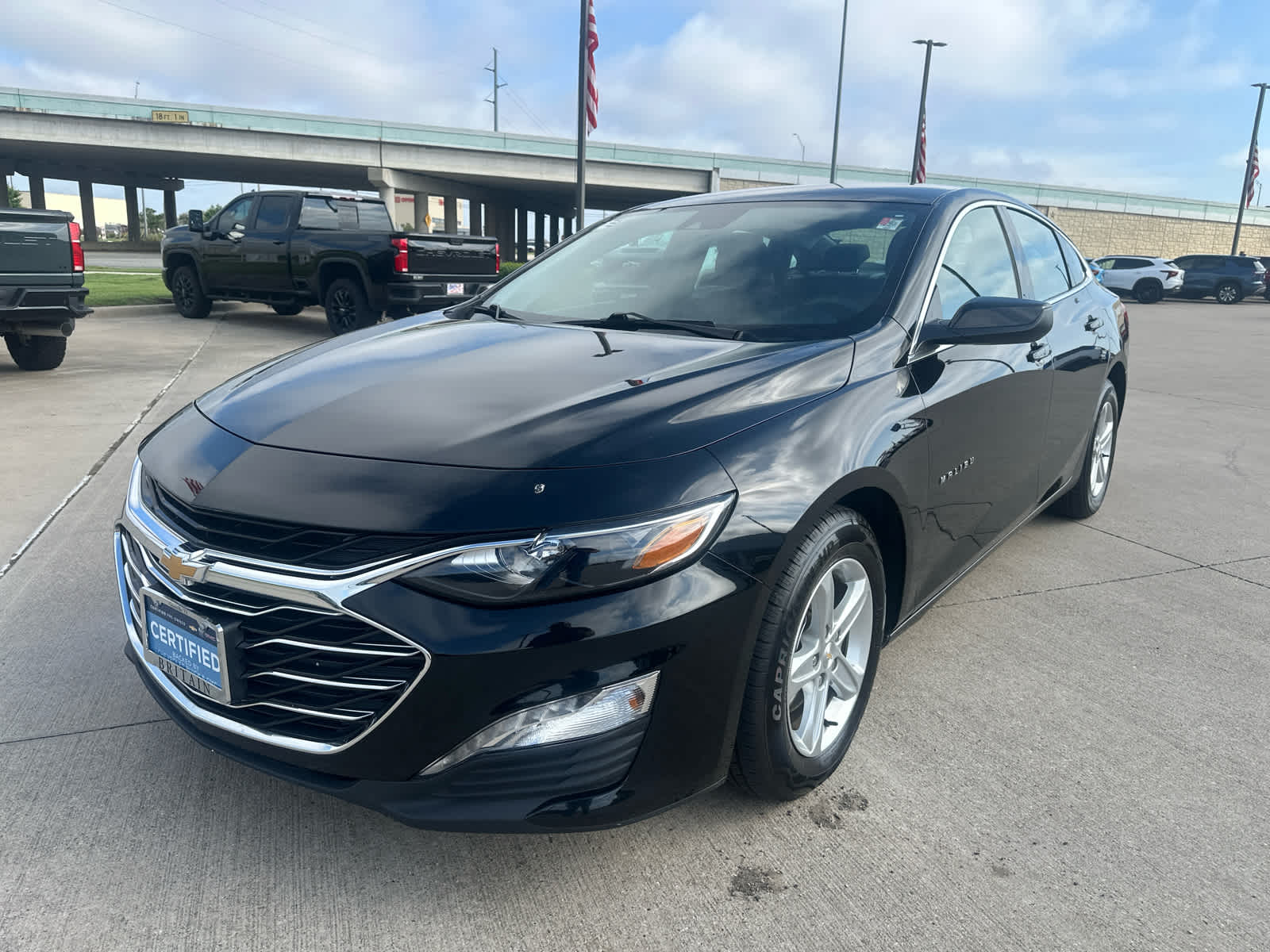 2024 Chevrolet Malibu 1LT photo 3