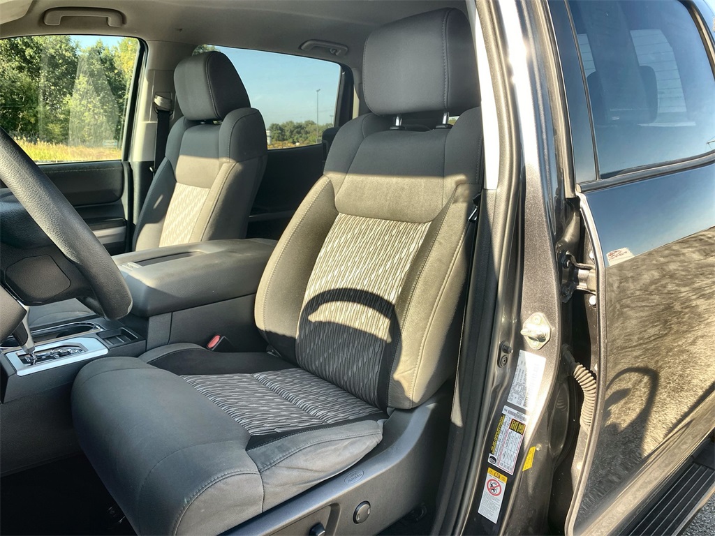 2019 Toyota Tundra SR5 Grade photo 13