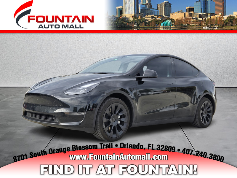 2025 Tesla Model Y Long Range's photo