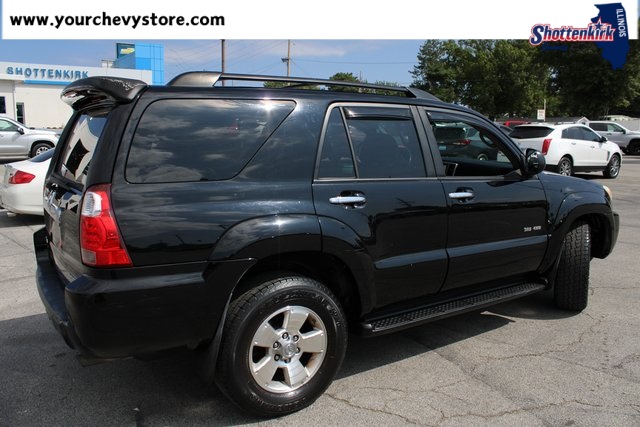 2009 Toyota 4Runner SR5 photo 4