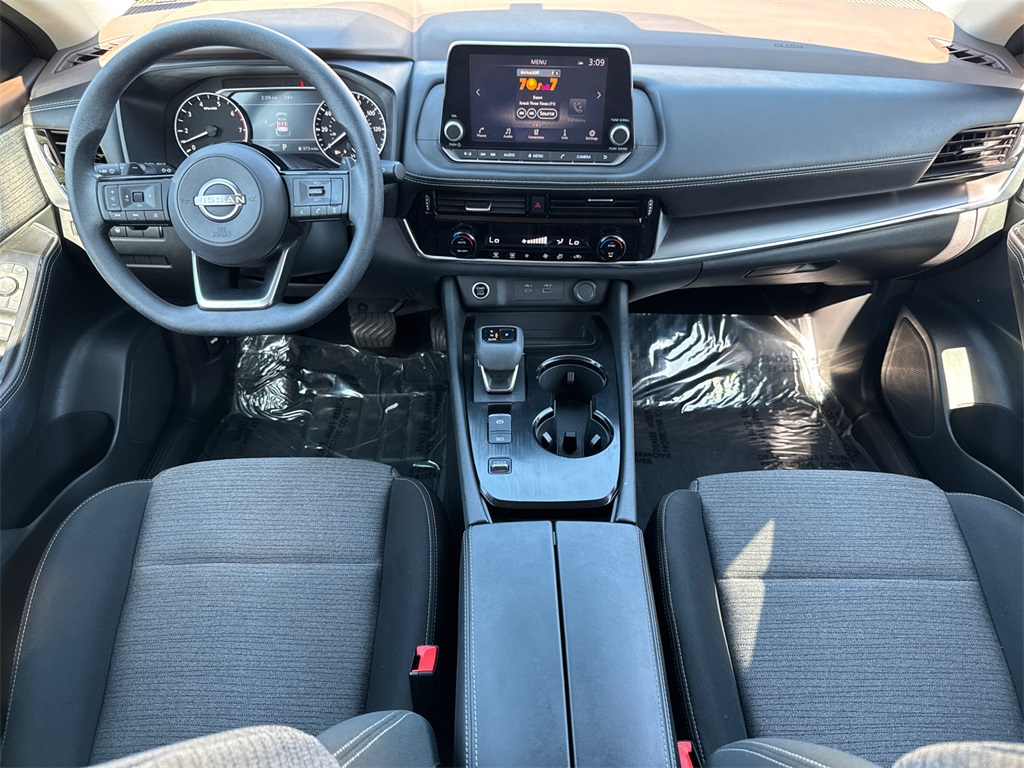 2023 Nissan Rogue SV photo 19