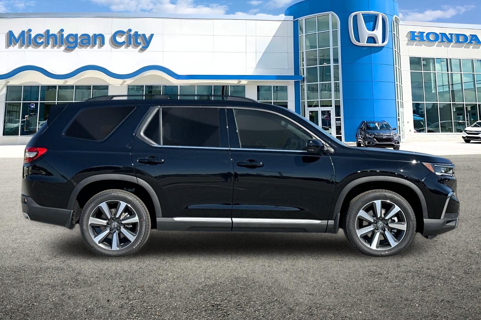 2025 Honda Pilot Touring photo 6