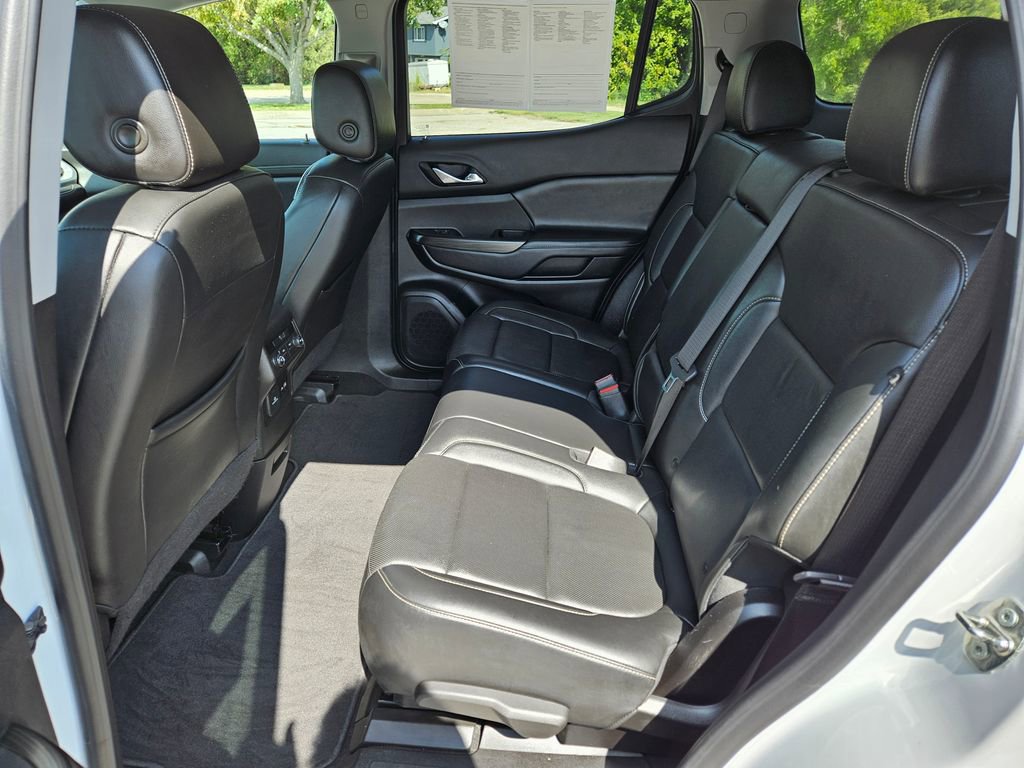 2023 Gmc Acadia SLT photo 22