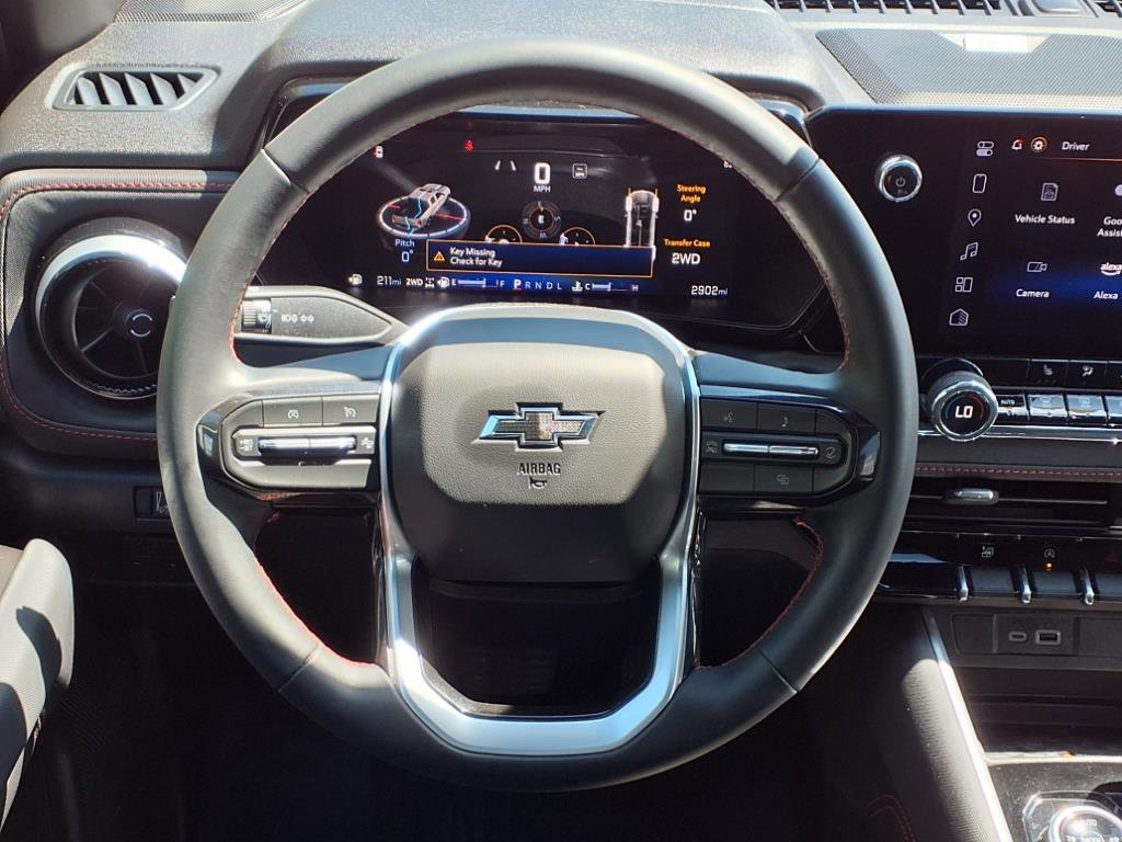 2025 Chevrolet Colorado Z71 photo 10