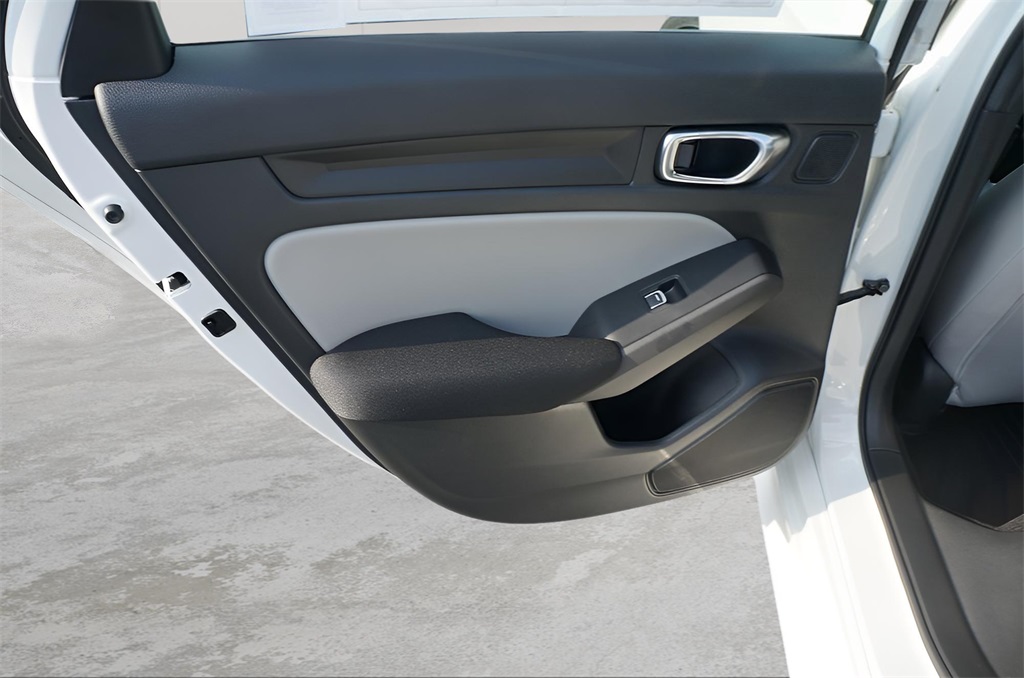 2026 Honda Civic Hybrid Sport photo 4