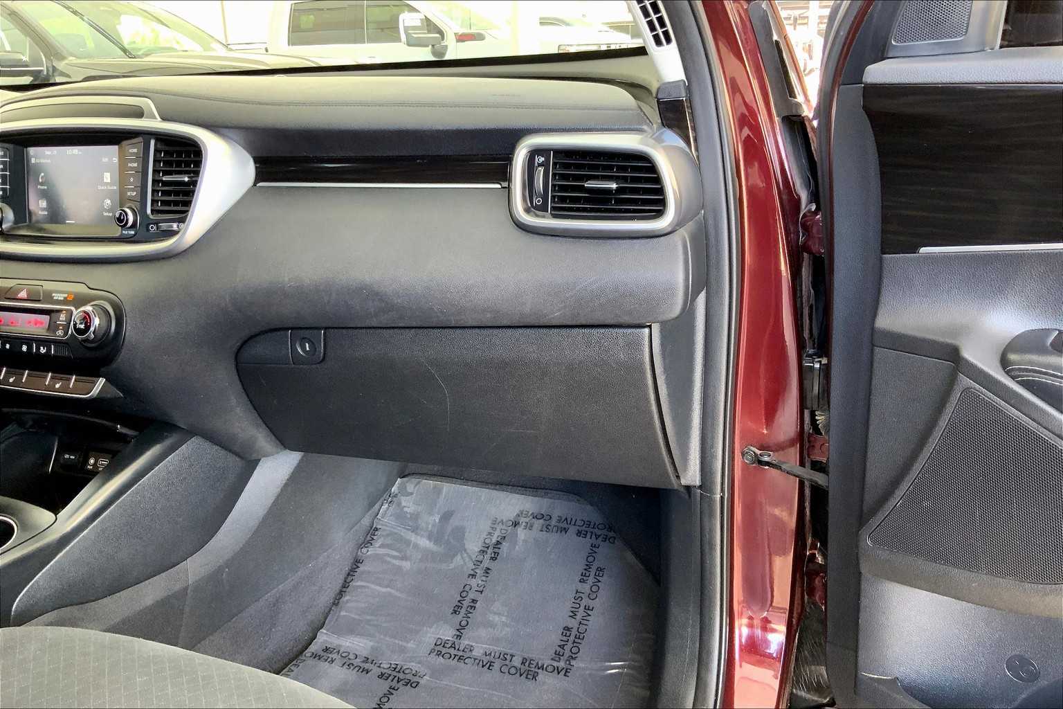 2019 Kia Sorento S V6 photo 17