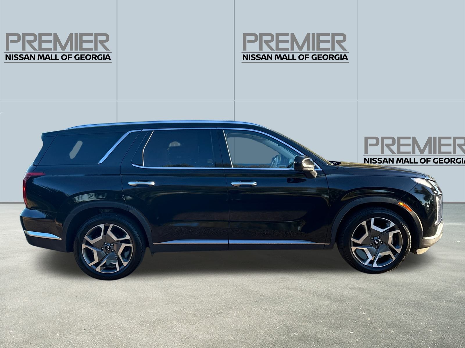 2024 Hyundai Palisade Limited photo 4
