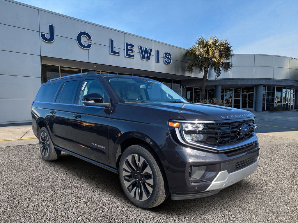 2025 Ford Expedition Platinum's photo