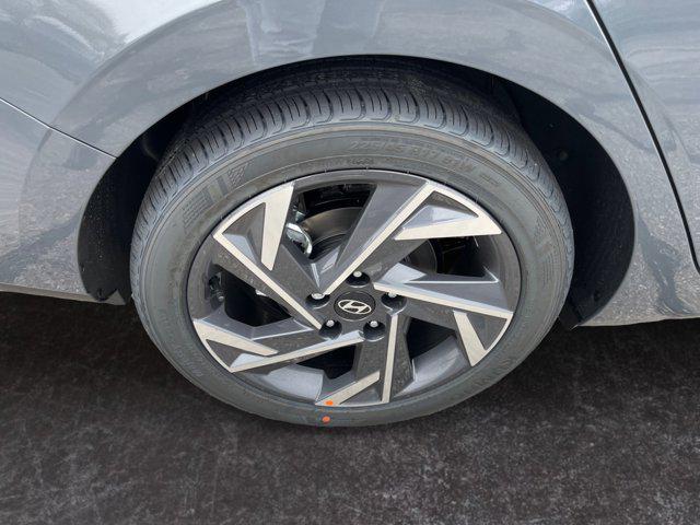 2025 Hyundai Elantra SEL Sport photo 14