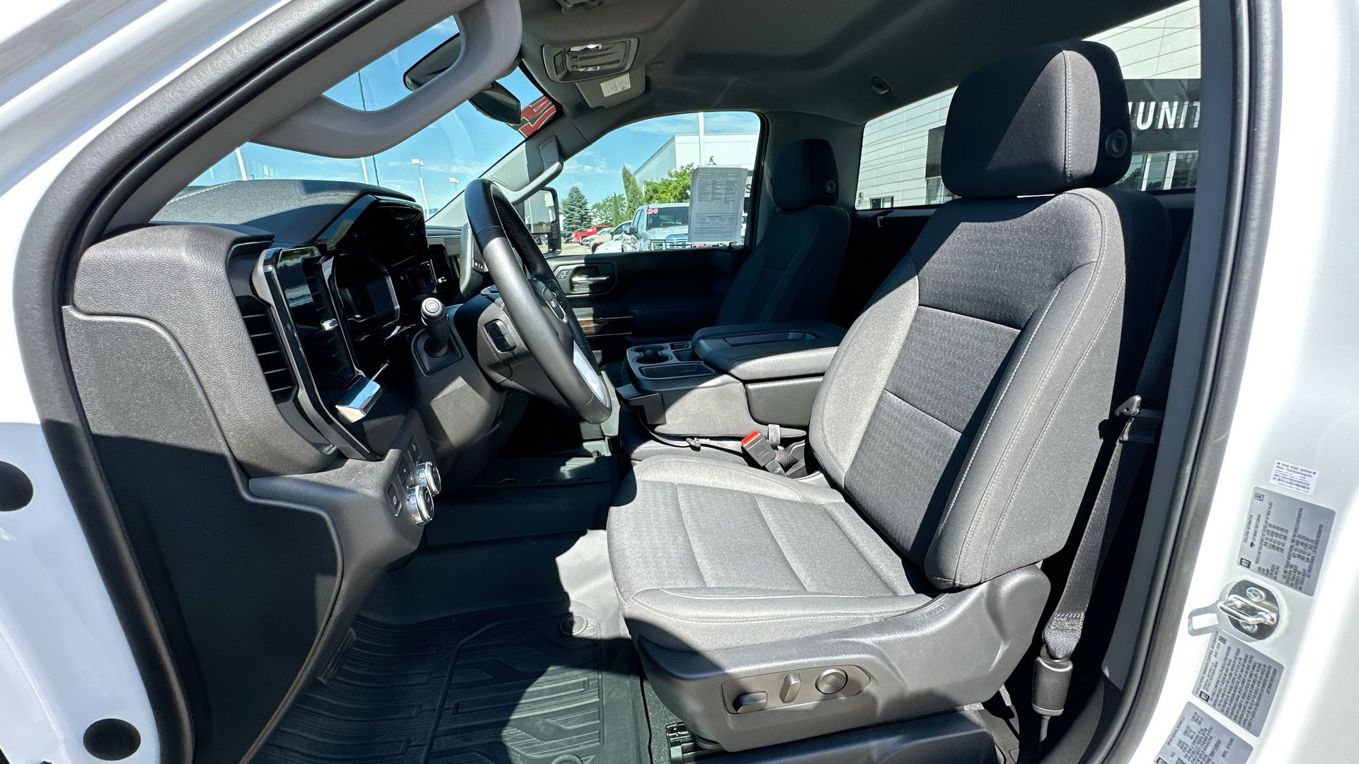 2024 Gmc Sierra 2500 HD SLE photo 17