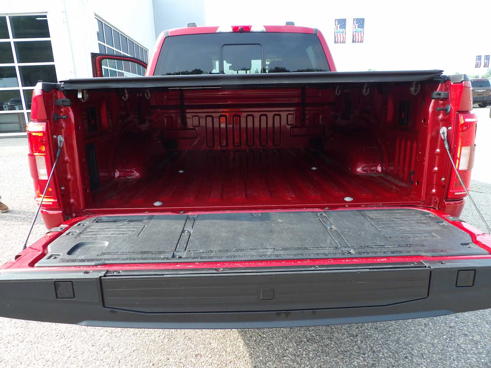 2021 Ford F-150 XLT photo 15