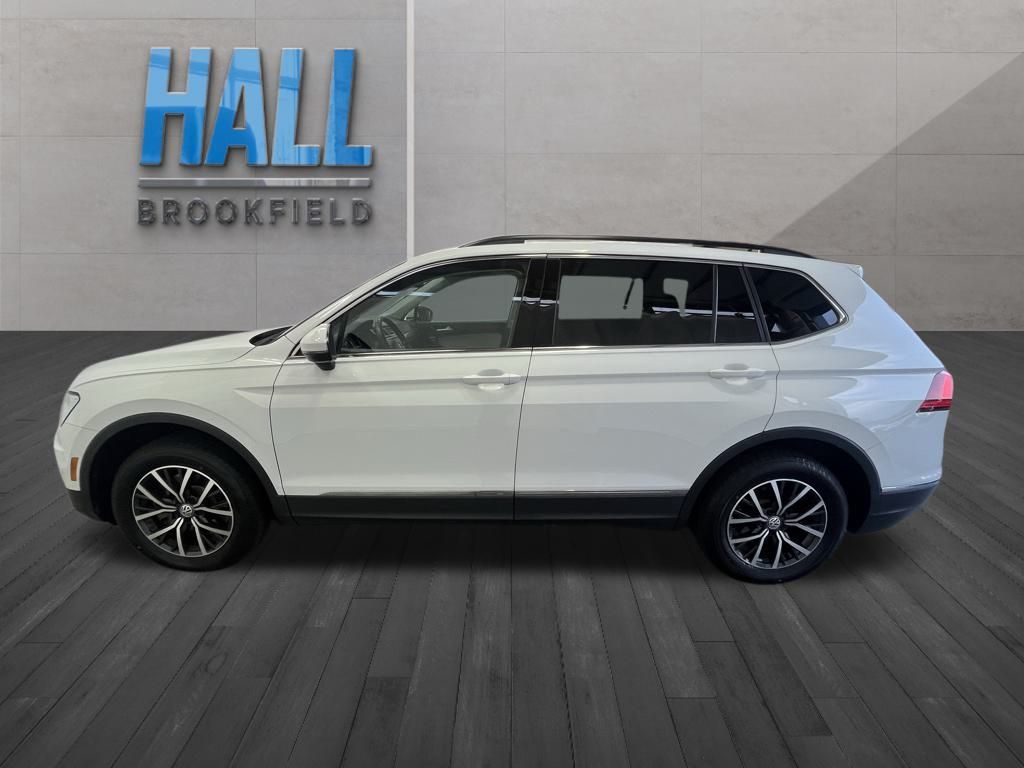 2020 Volkswagen Tiguan SE photo 2