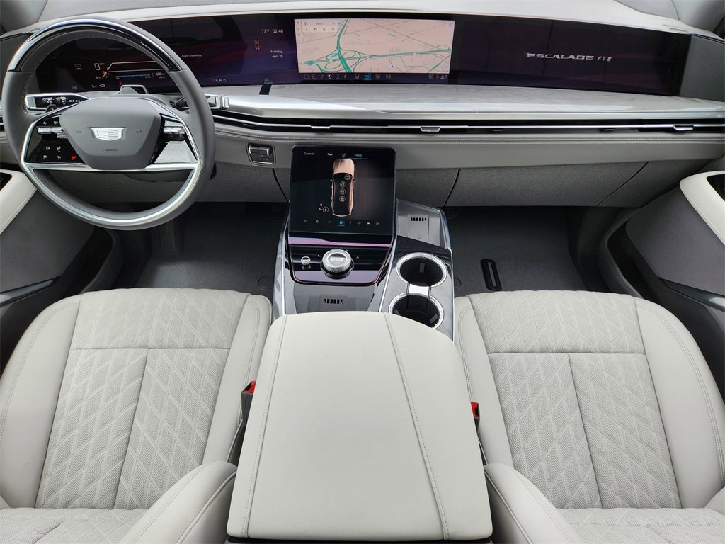 2025 Cadillac Escalade IQ Luxury photo 25