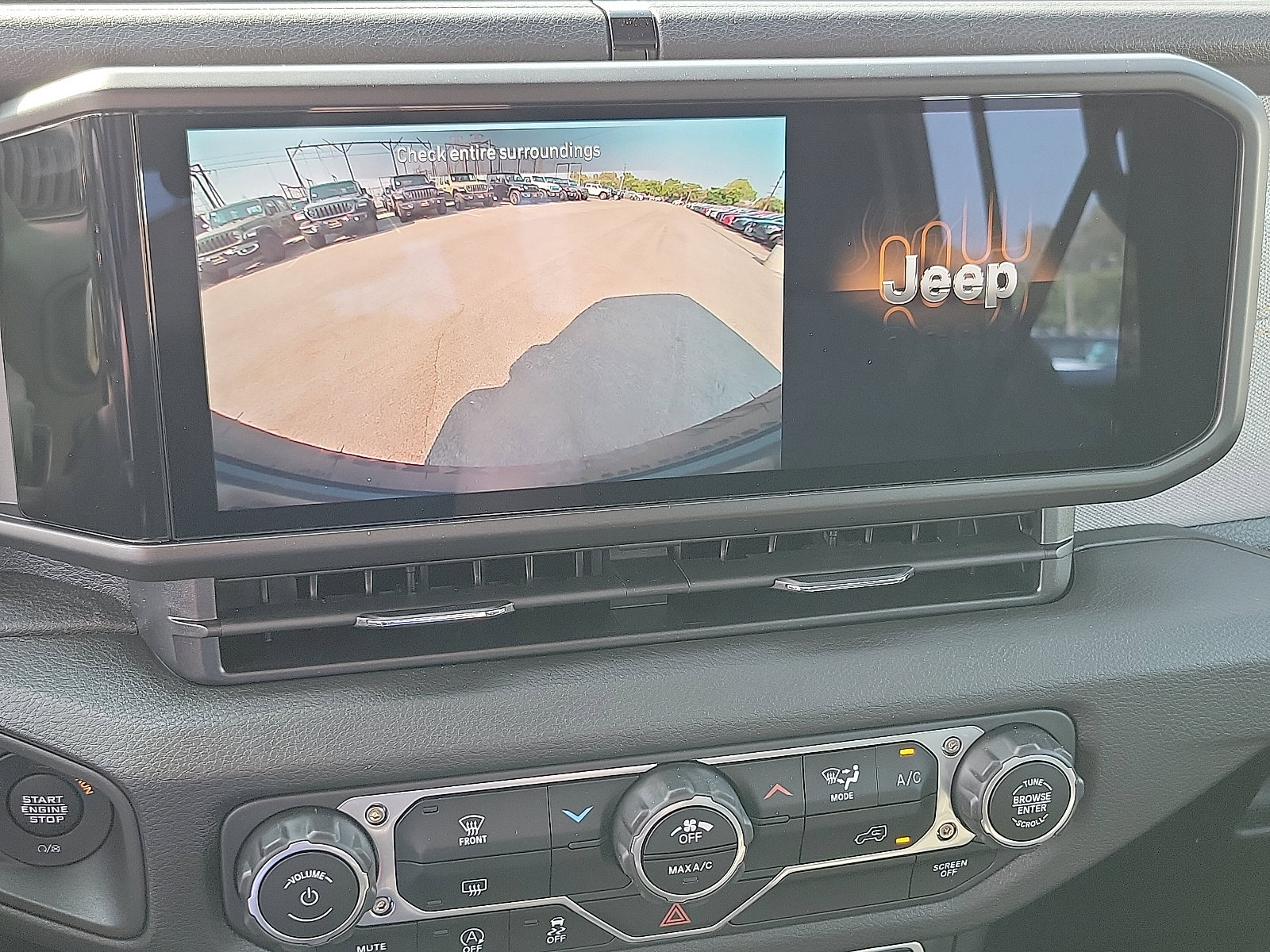 2025 Jeep Wrangler Sport photo 9