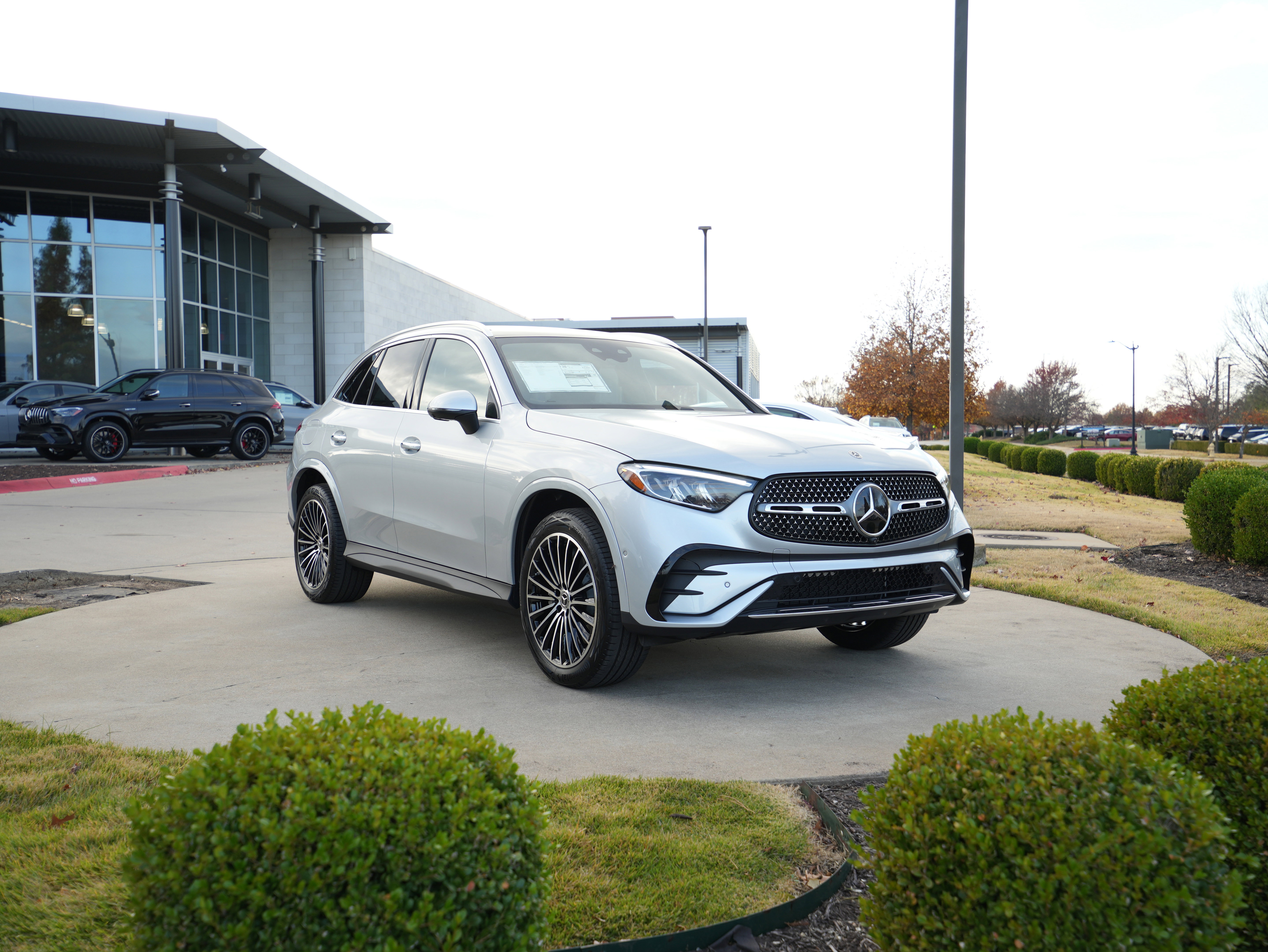 2026 Mercedes-Benz GLC Base's photo