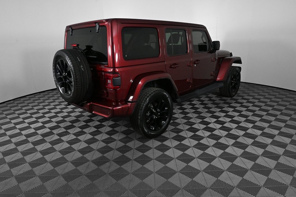 2021 Jeep Wrangler Unlimited Sahara High Altitude photo 23