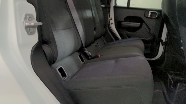 Used 2022 WHITE Jeep Sport S image 28