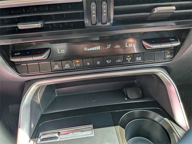 2025 Mazda CX-90 Select photo 25