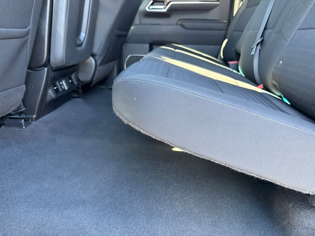 2022 Chevrolet Silverado 1500 LT photo 17