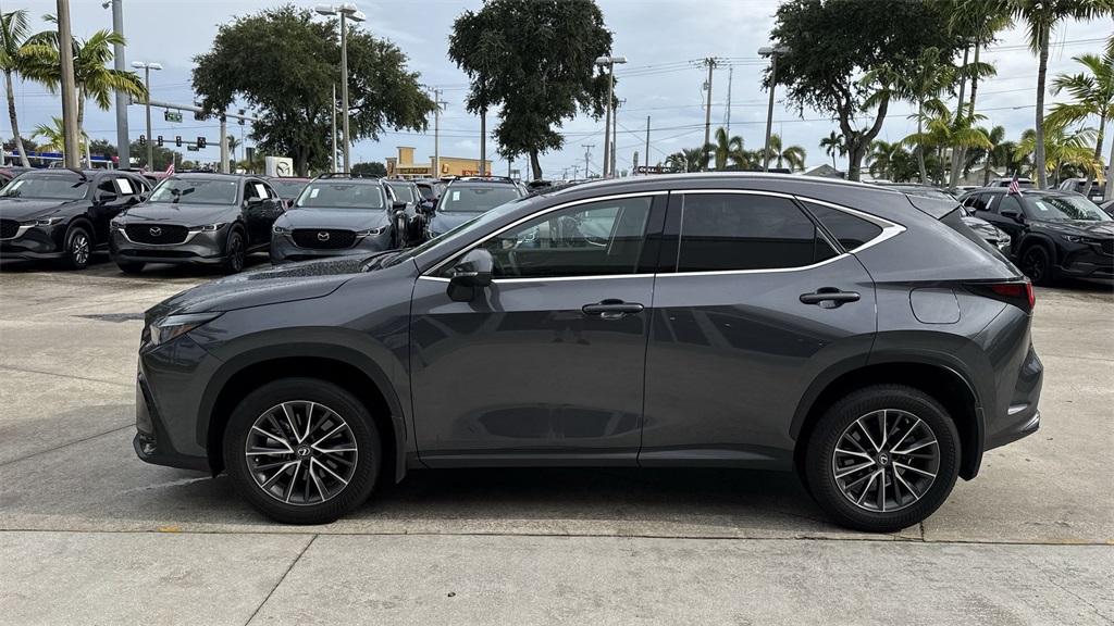 2022 Lexus NX 350 photo 11