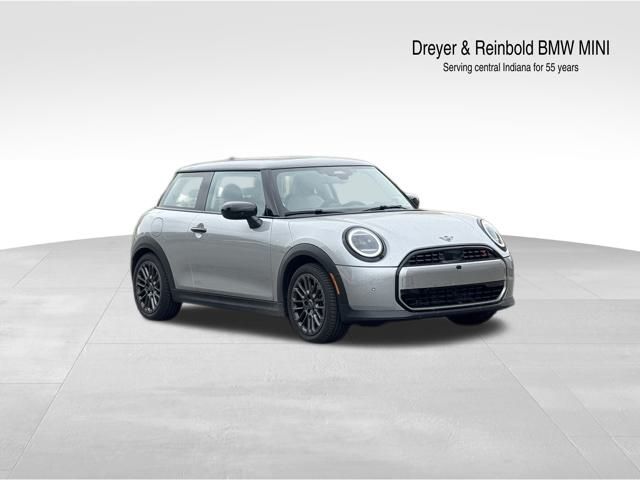 2025 MINI Hardtop 2 Door S's photo