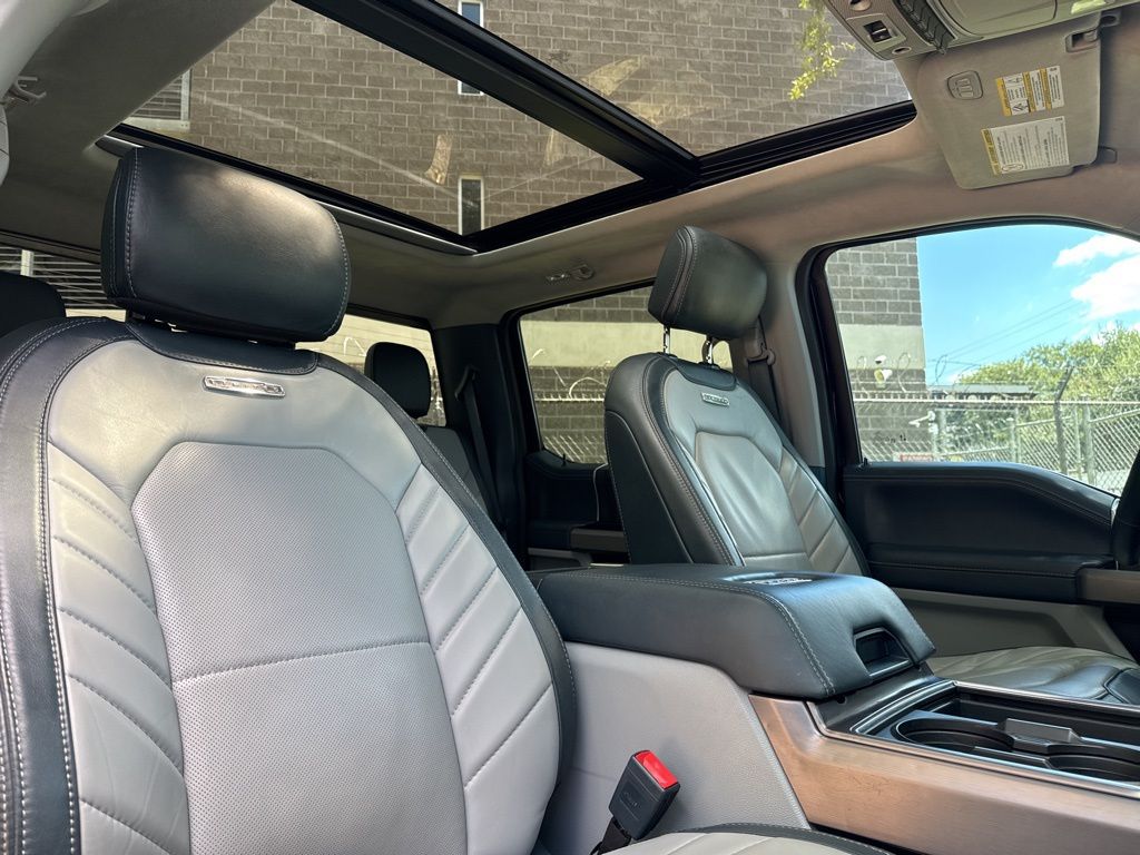 2022 Ford F-250 photo 26