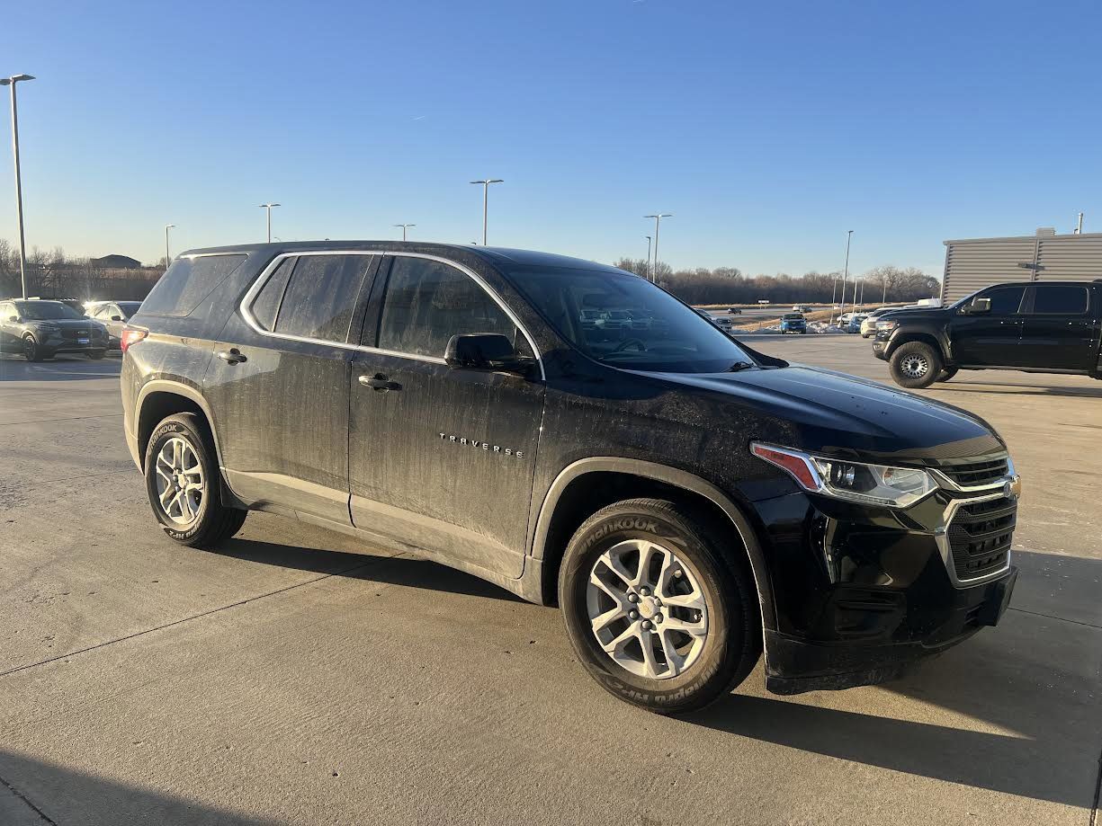 Used 2019 Chevrolet Traverse 1FL with VIN 1GNEVLKW9KJ140451 for sale in Plattsmouth, NE