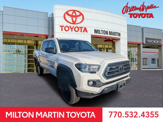 2023 Toyota Tacoma SR5's photo