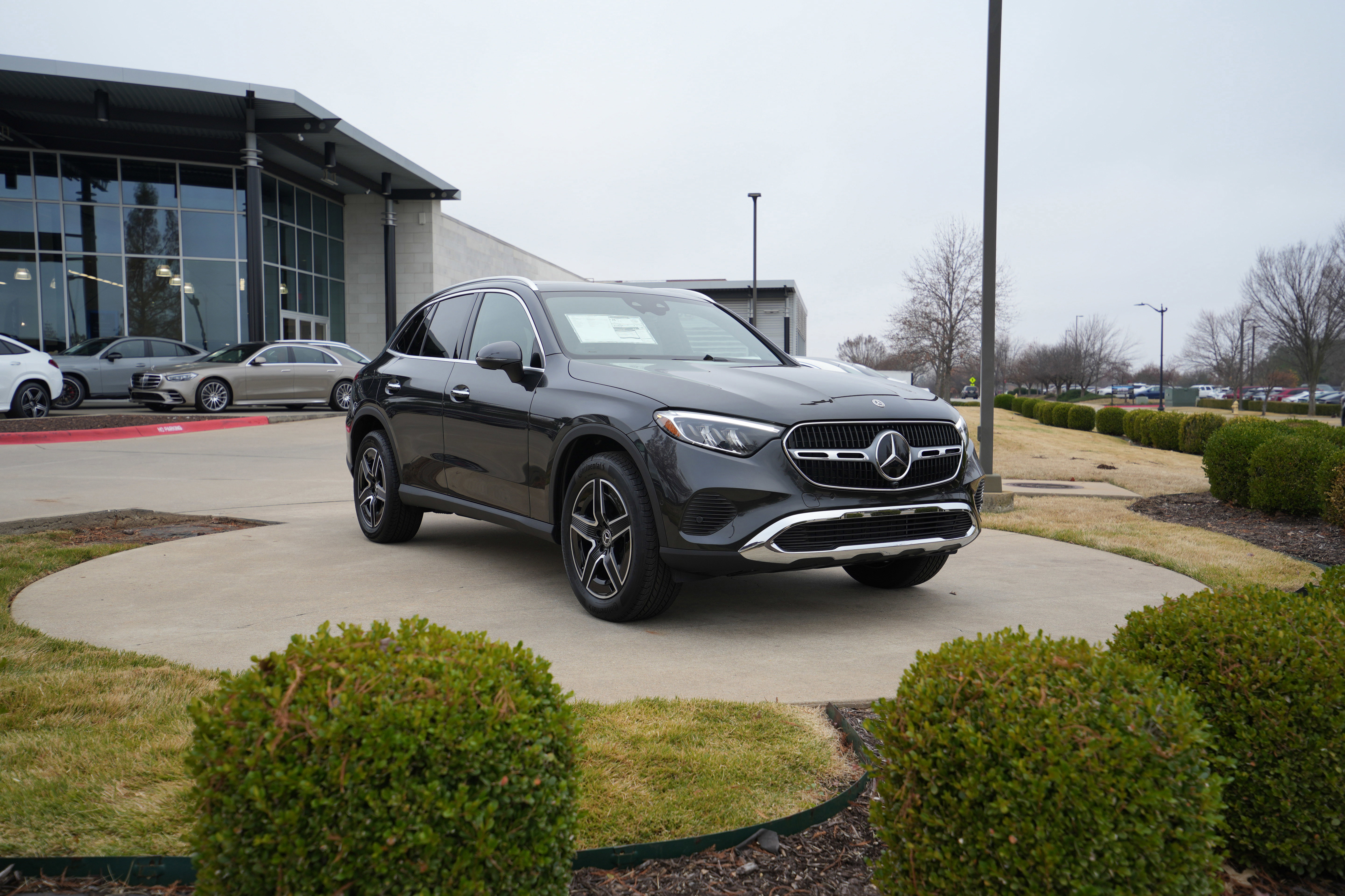 2026 Mercedes-Benz GLC Base's photo