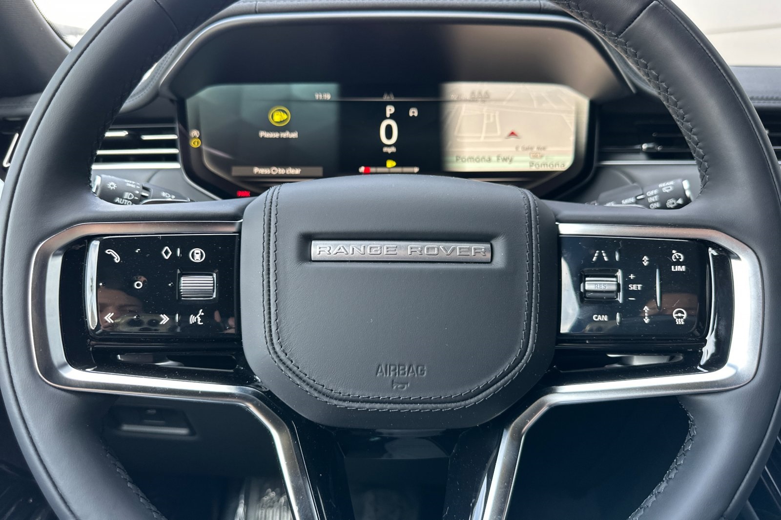 2025 Land Rover Range Rover Sport P360 S photo 23