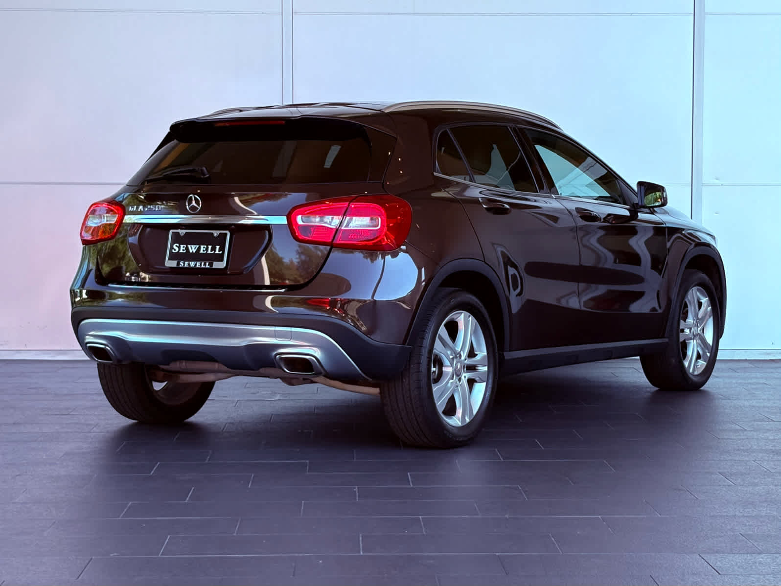 2015 Mercedes Benz GLA 250 photo 4